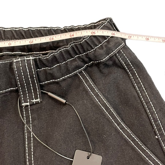 Fashion nova women’s juniors size 13 cargo carpenter denim pants stretch NWT - Picture 4 of 9